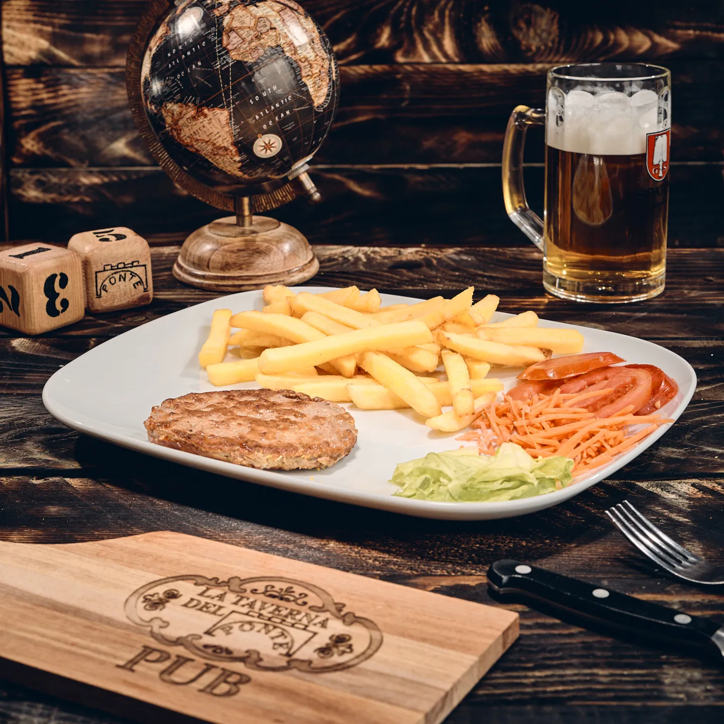 Hamburger e patate fritte
